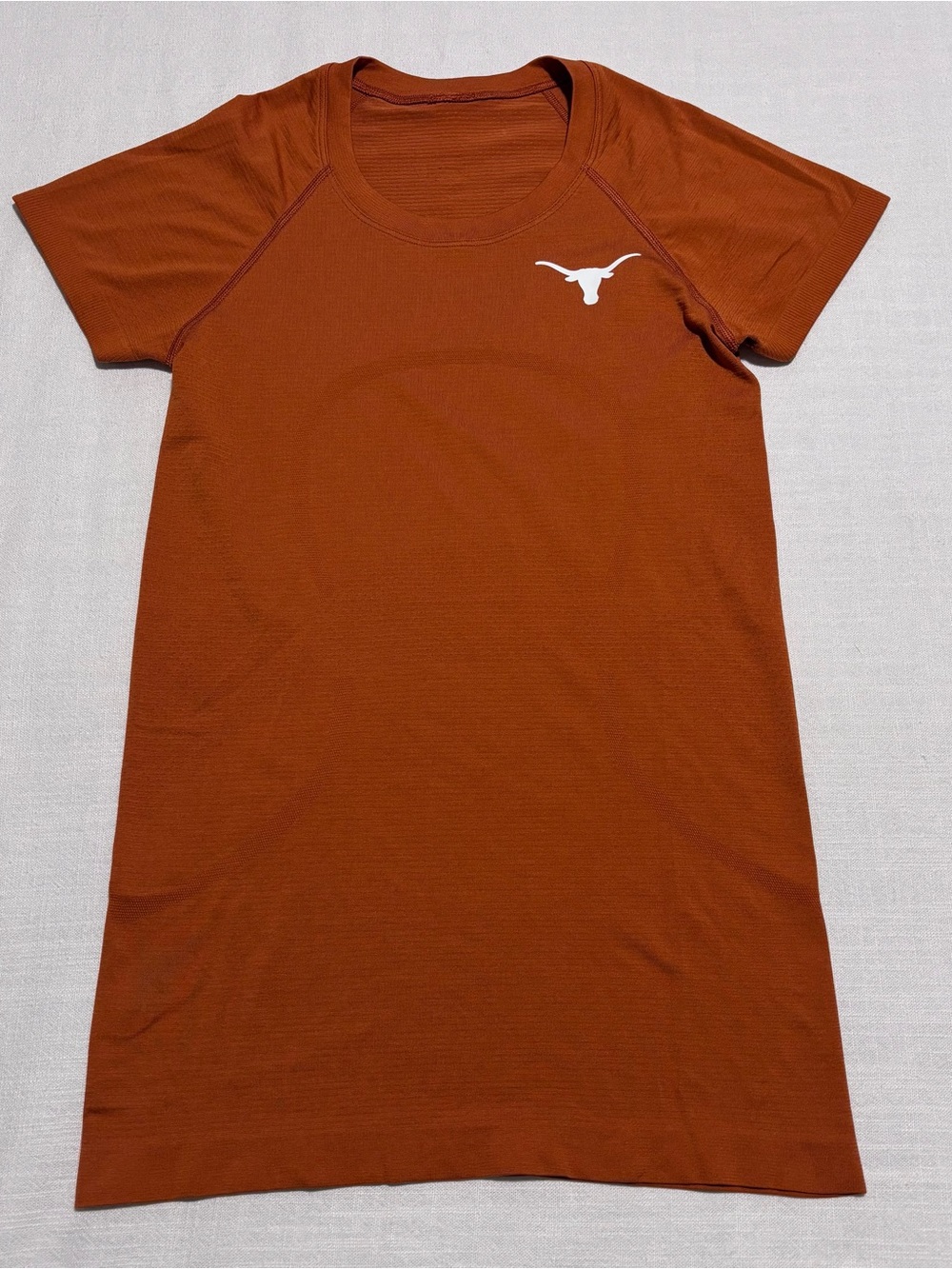 Texas Longhorns Lululemon Swiftly Tech Short Sleeve Tee | Size 4